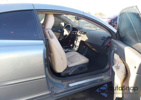 2011 Volvo C70 T5 из США, поврежденный, VIN YV1672MC4BJ108876